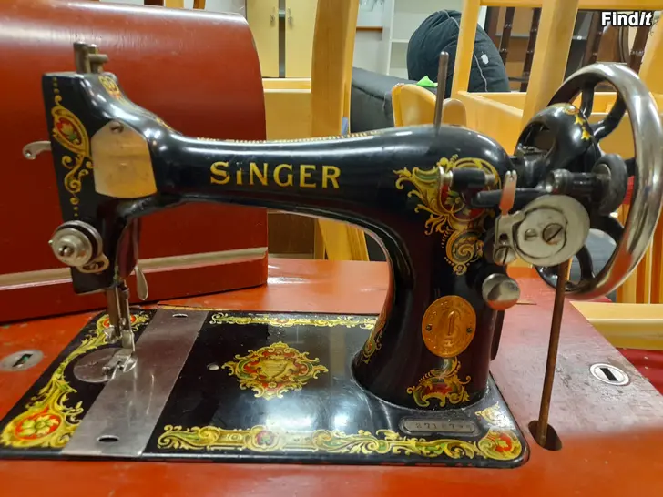Myydään The Singer manufarturing / Gammal Singer symaskin