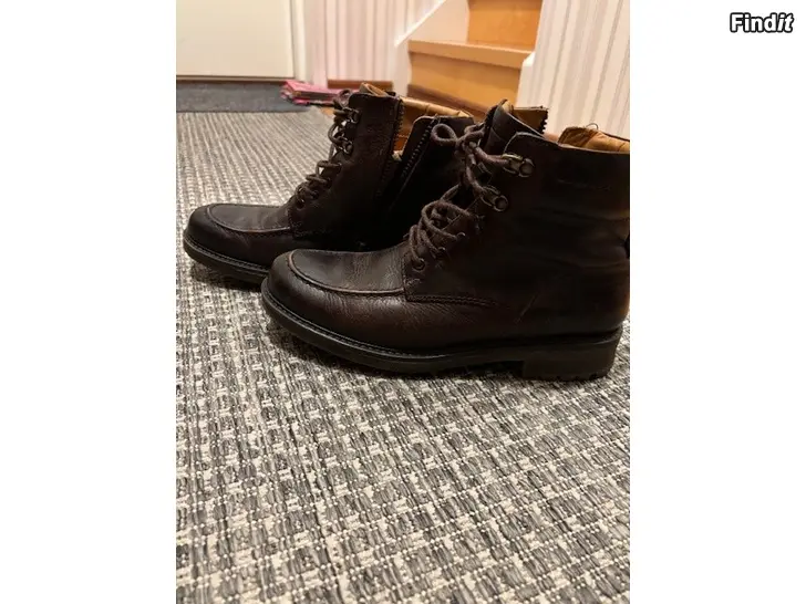 Säljes Timberland 43