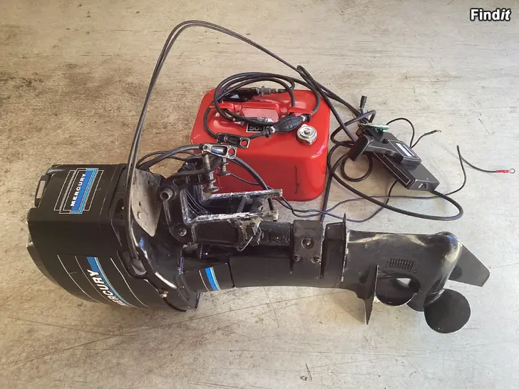 Myydään Mercury 18