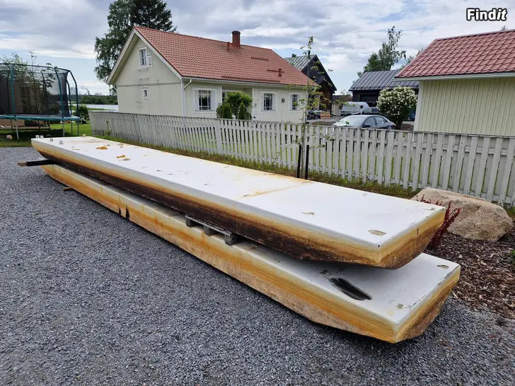 Säljes 2 kpl laminoituja ponttooneja  2 st laminerade pontoner