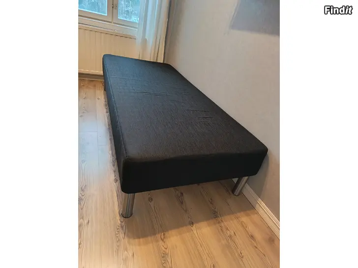 Säljes Säng 90x200