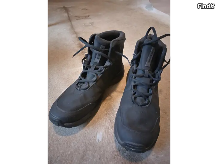 Myydään Icebug nastakengät koko 46