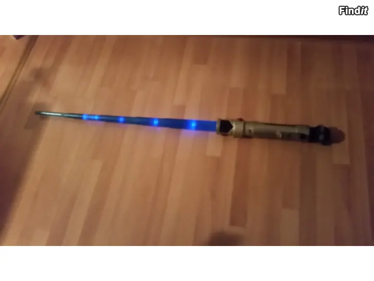 Myydään Star Wars valomiekka lasermiekka teleskooppi 25e