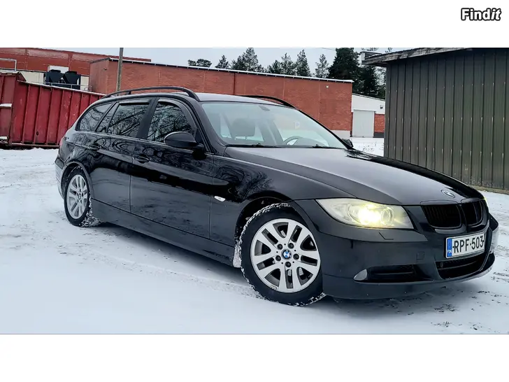 Myydään Bmw 320I Bensin