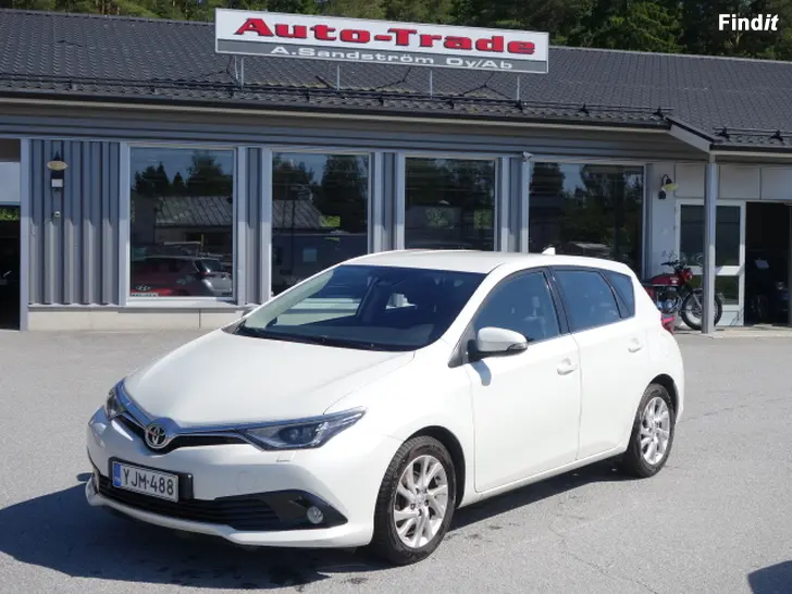 Säljes TOYOTA AURIS 1.2T Active 5d Navi, 106tkm -18