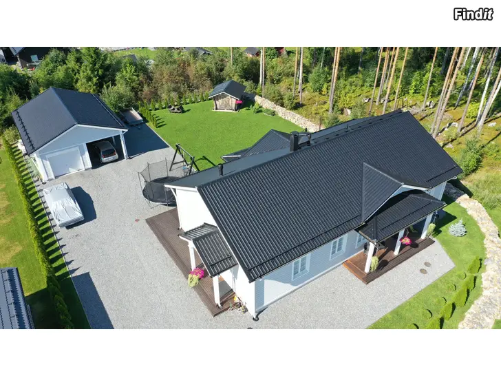 Säljes KODIKAS UUDENKARHEA // HEMTREVLIGT // SOM NYTT