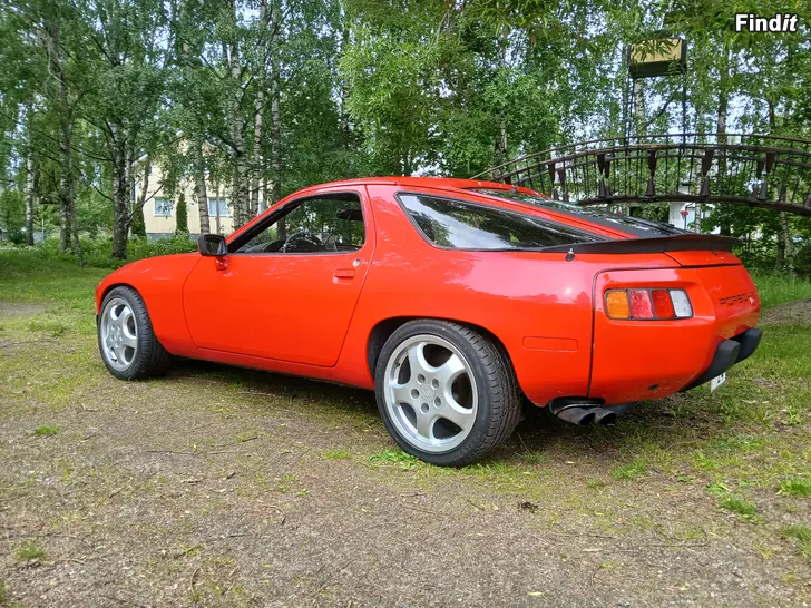 Säljes MUSEOREKISTERÖITY Porsche 928 V8 Autom. Ehkä VAIHTO mahd