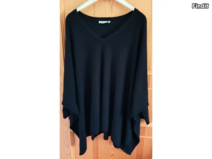 Myydään Masai Fosna -neulepusero/poncho, koko XL
