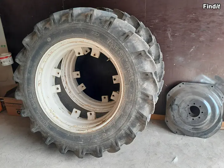 Myydään 16,9R38 Nokian vyörenkaat vanteineen