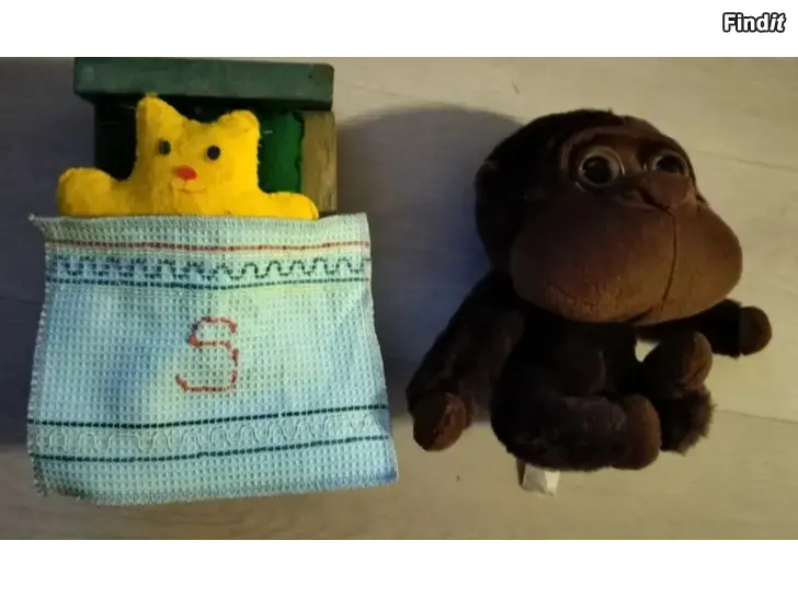 Myydään Apina kissa pikku kuu