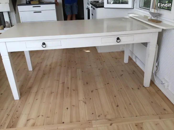 Säljes Bord