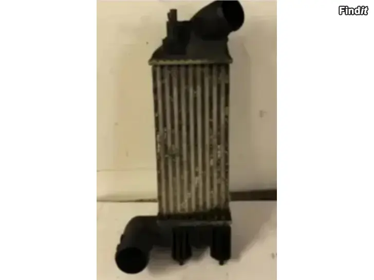 Myydään Välijäähdytin