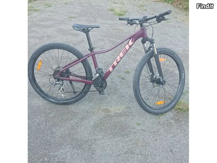 Myydään Trek Marlin maastopyörä