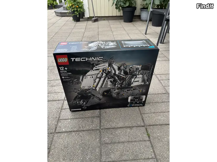 Myydään Lego 42100