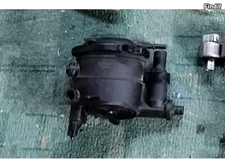 Myydään Dieselsuodatimenkotelo