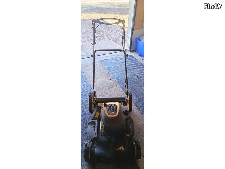 Säljes Mcculloch m51 gräsklippare för den händige
