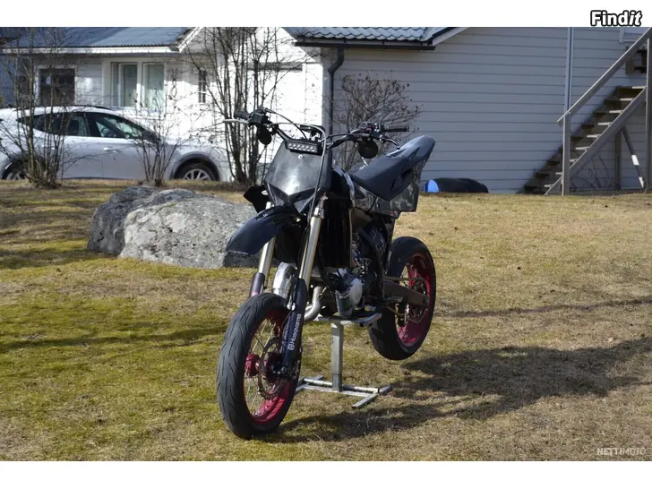 Säljes Husqvarna sm 125