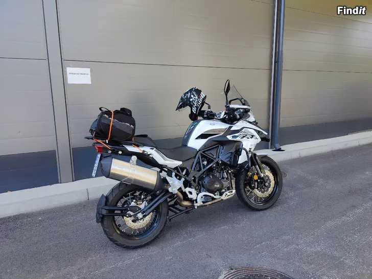 Myydään Benelli TRK502X vm.2021