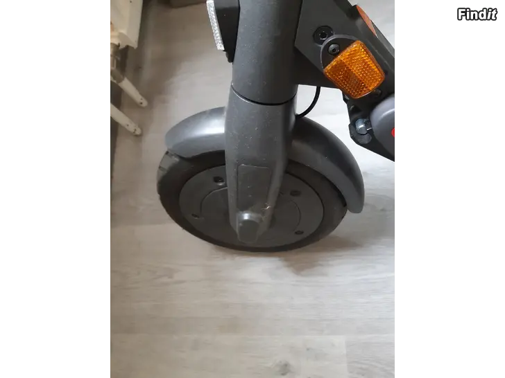 Myydään Sähköpotkulauta