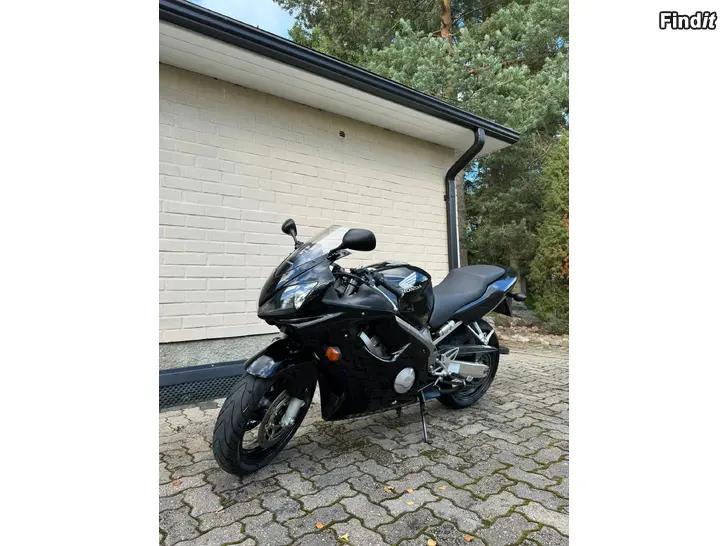 Myydään Honda CBR 600F