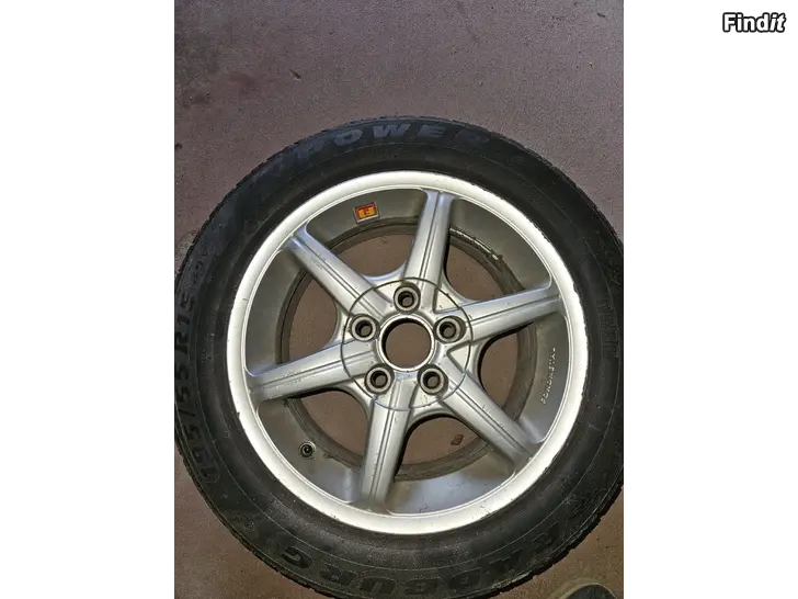 Säljes Mercedes sommardäck 195/55 R15