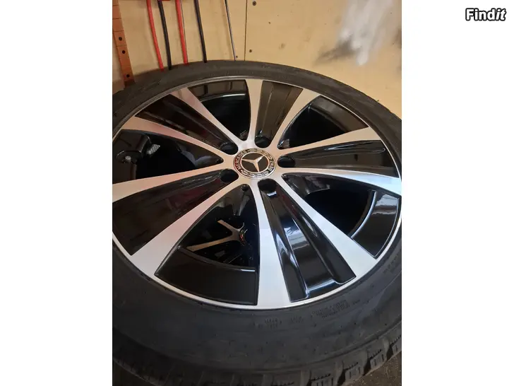 Myydään Mercedes-benz