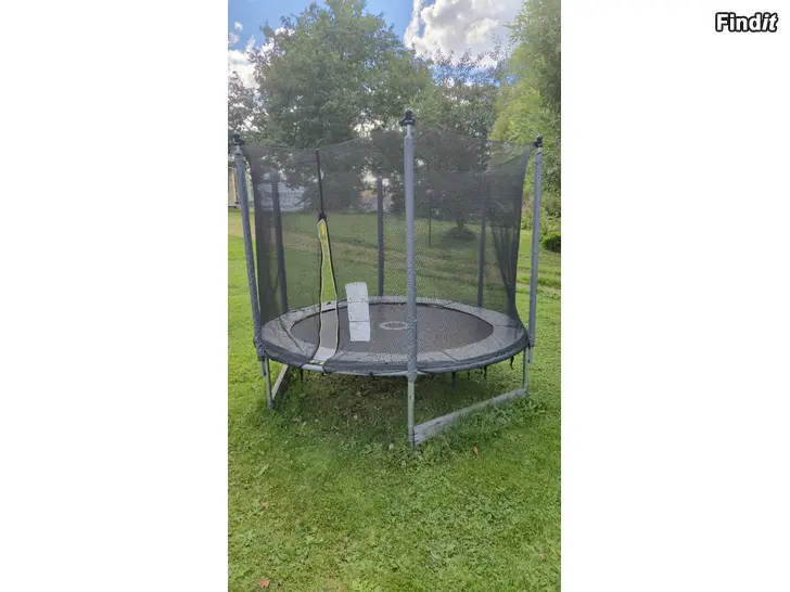 Säljes Liten studsmatta