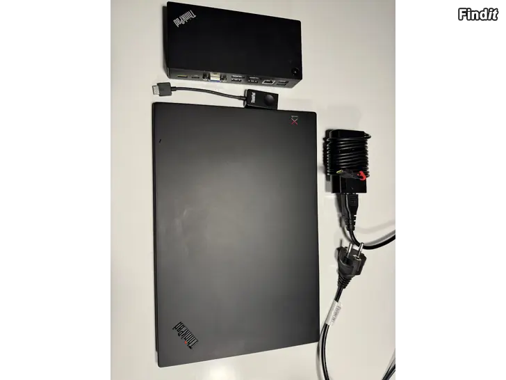 Myydään Lenovo x1 carbon gen7 + telakka