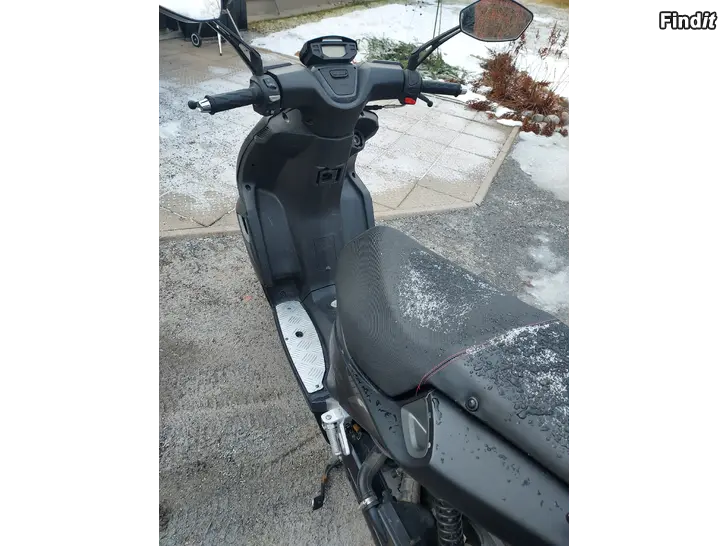 Säljes Snygg moped