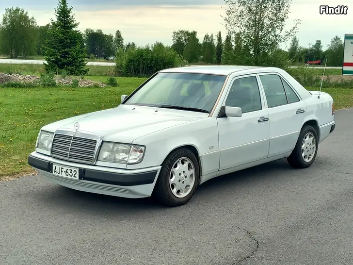Myydään Mercedes-Benz 124 E 230 Bensa Autom.4-ov.ILMASTOITU/ MR-REKISTERÖITY