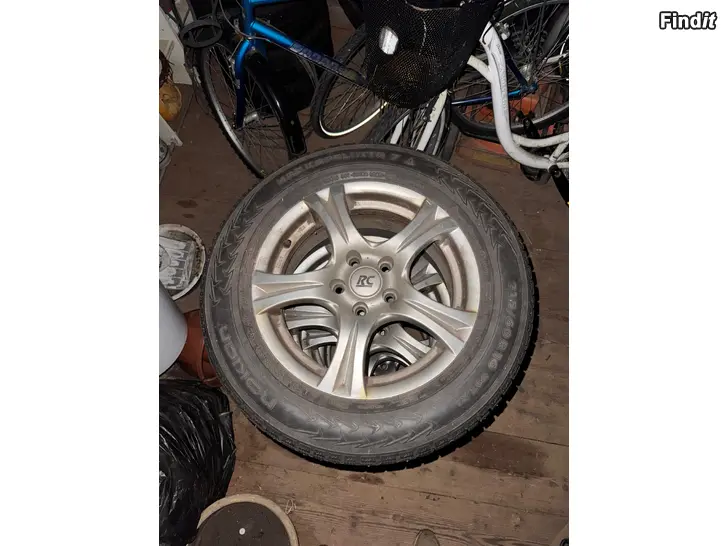 Myydään RC-Design 16 Audi A4 vanteet