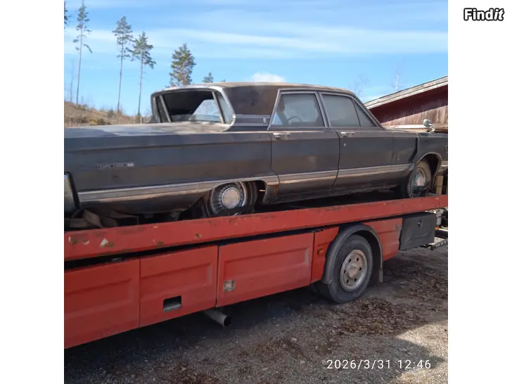 Ostetaan Ford v 8 kone ja laatikko 60lukuseen