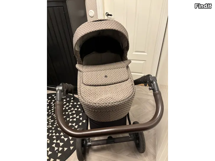 Säljes Säljes Nord active plus barnvagn 350