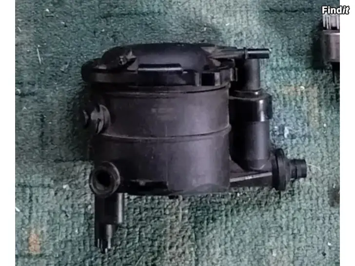 Myydään Takaluukun kahva ulkopuoli dieselsuodatimenkotelo