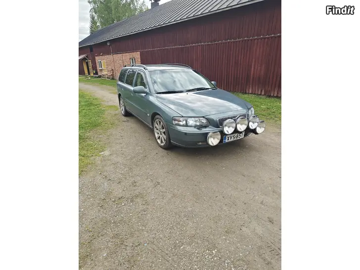 Myydään Volvo