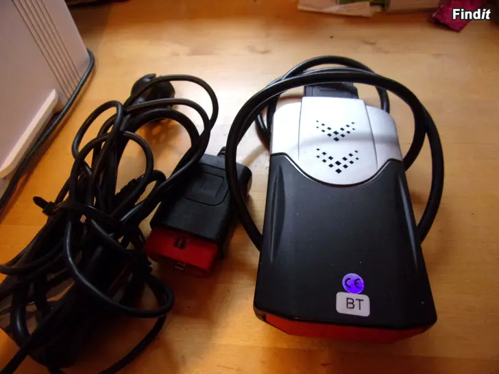 Myydään MYYN POIS DELLIIN ASENNETUN AUTON OBD VIKAKOODI LUKIJAN