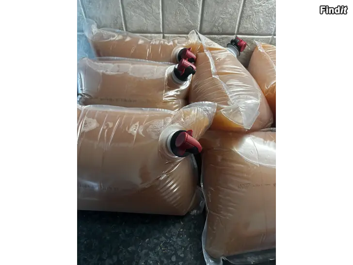 Myydään Aroniabär och äppelmust
