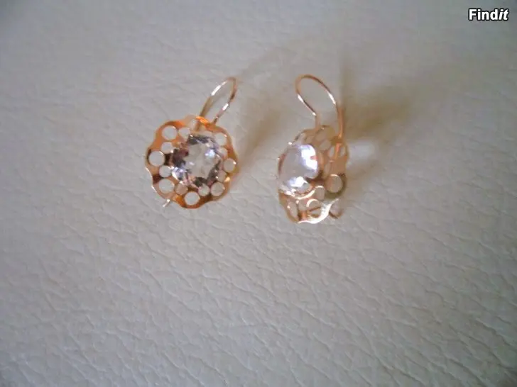 Säljes Kivikorvakorut Kulta 14K