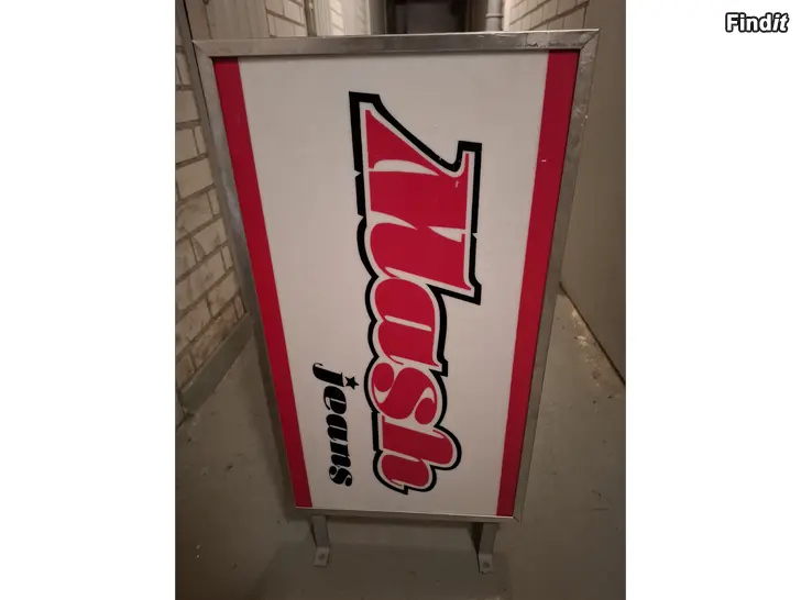 Myydään Mash jeans skylt
