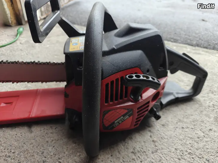 Myydään Moottorisaha Jonsered 2138