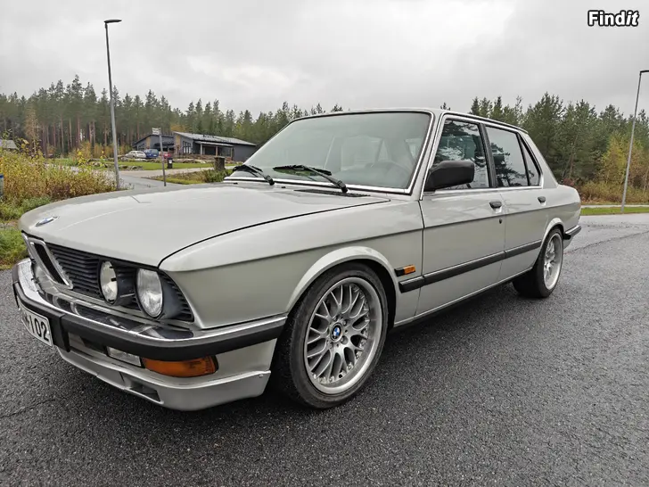 Säljes Bmw E28 520iA 1985 Museibil