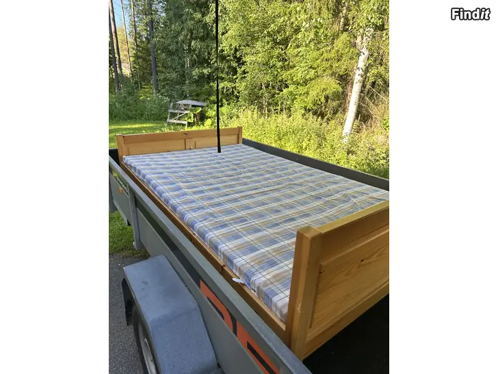 Säljes Säng