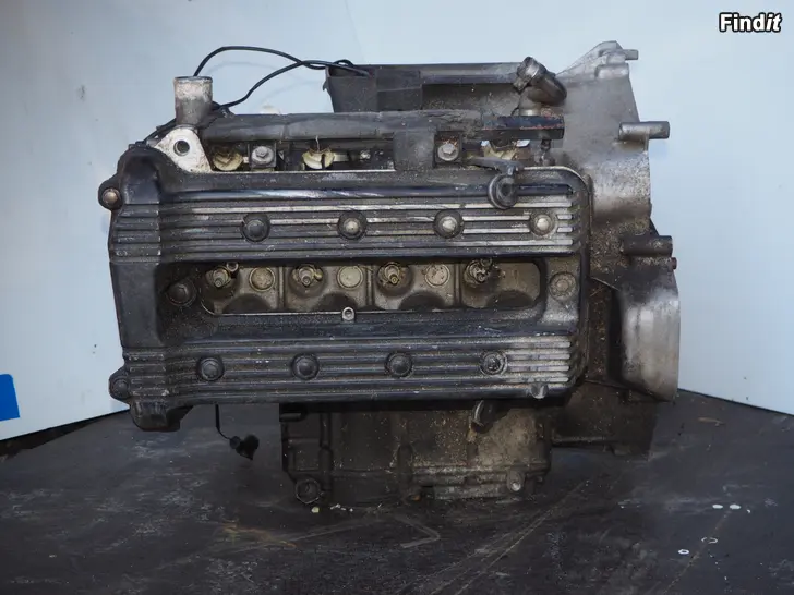 Myydään BMW K 100 82-92 osia