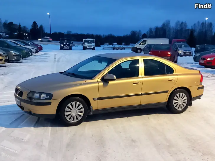 Säljes Volvo S60 2.4 Bensa Autom