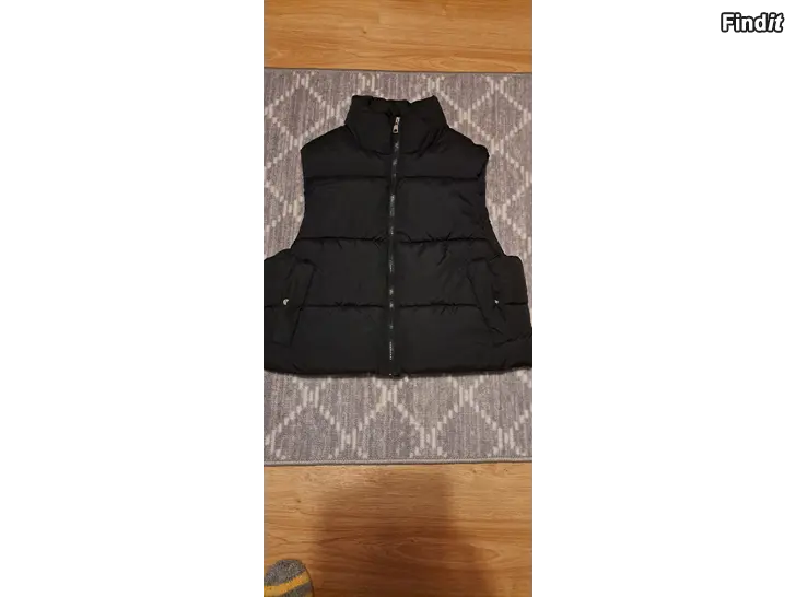 Säljes Vadderad väst