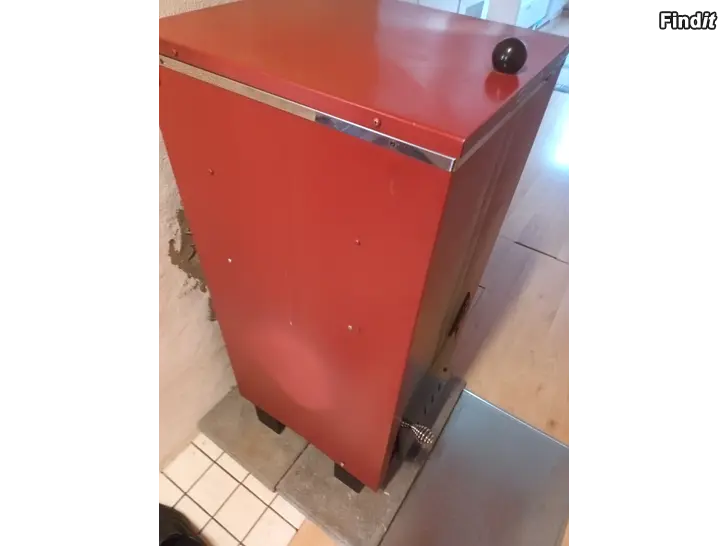 Myydään Joulekas 1 Varaava Teholämmitin
