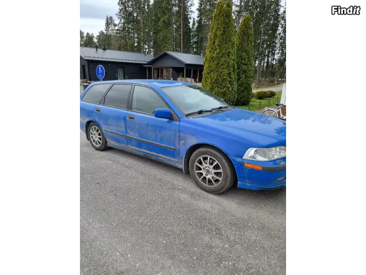 Säljes Volvo V40 2.0T 2002