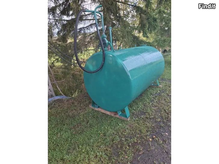 Myydään Farmarisäiliö
