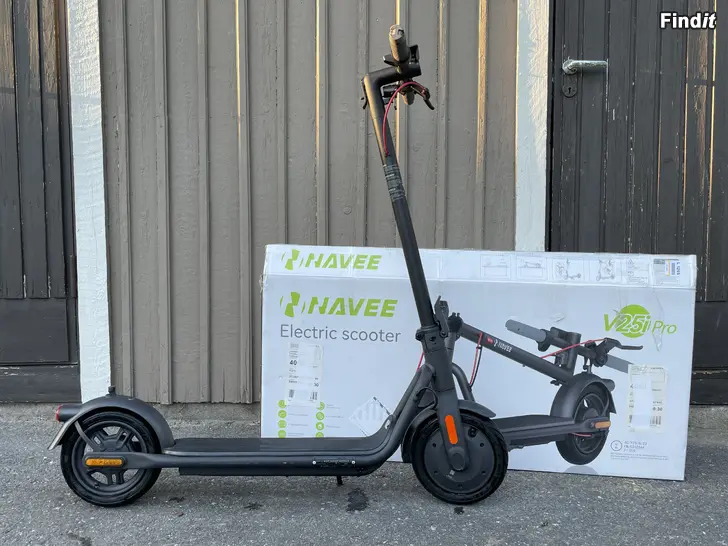 Säljes Nästan ny Navee V25i Pro EU elsparkcykel