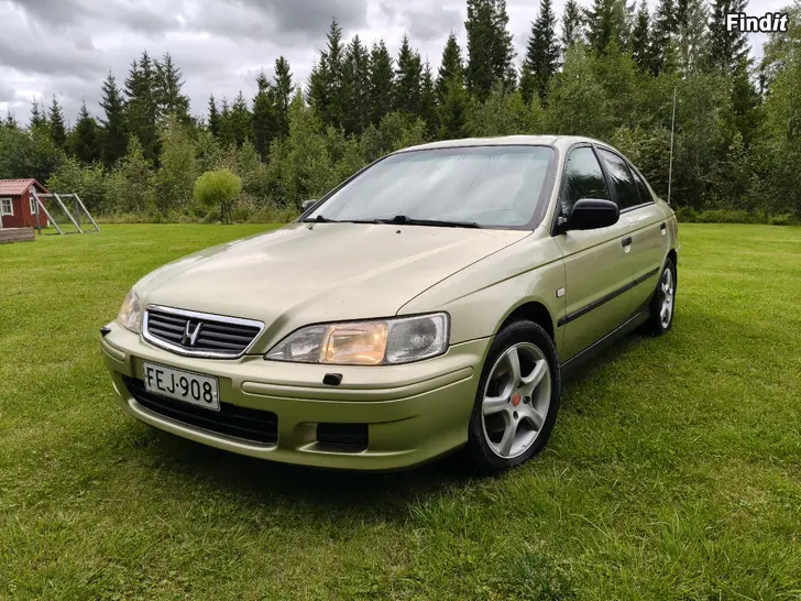 Säljes Honda Accord 1.8i LS
